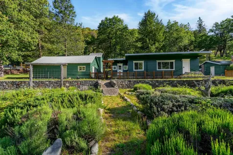 15551 E Evans Creek Road Rogue River OR 97537
