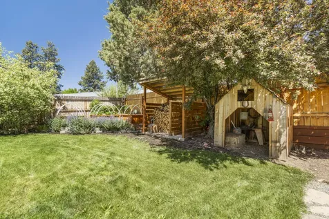 61157 Benham Road Bend OR 97702
