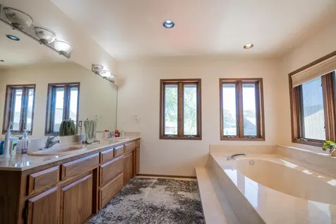 2872 Coker Butte Road Medford OR 97504