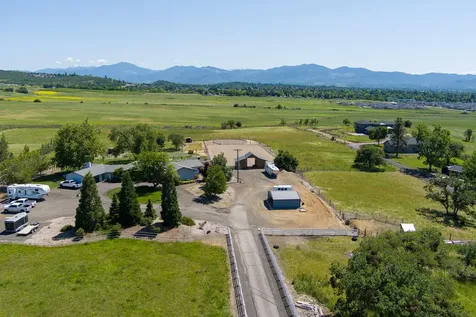 2872 Coker Butte Road Medford OR 97504