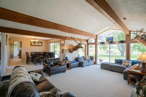 2872 Coker Butte Road Medford OR 97504