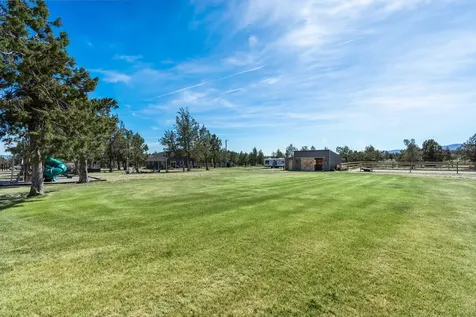 2575 SE Maphet Road Prineville OR 97754