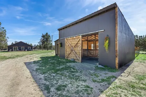 2575 SE Maphet Road Prineville OR 97754