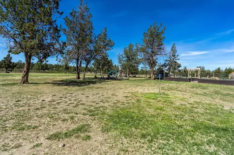 2575 SE Maphet Road Prineville OR 97754