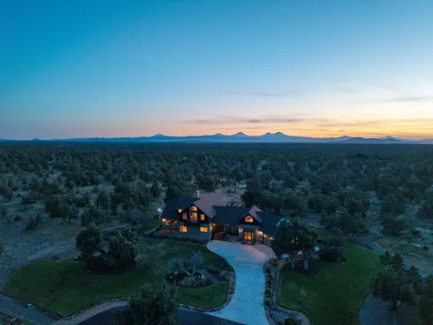 18598 SW Mount Adams Loop Powell Butte OR 97753