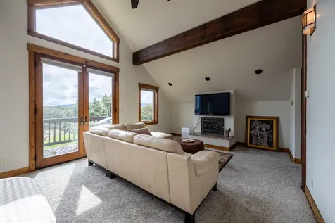 18598 SW Mount Adams Loop Powell Butte OR 97753