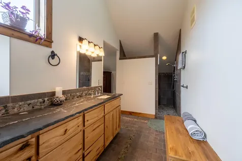 18598 SW Mount Adams Loop Powell Butte OR 97753