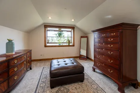 18598 SW Mount Adams Loop Powell Butte OR 97753