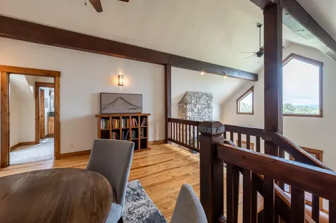 18598 SW Mount Adams Loop Powell Butte OR 97753