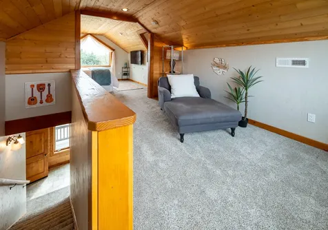 18598 SW Mount Adams Loop Powell Butte OR 97753