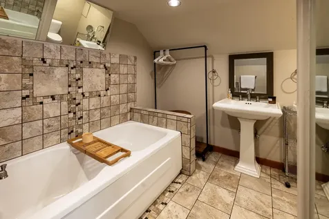 18598 SW Mount Adams Loop Powell Butte OR 97753