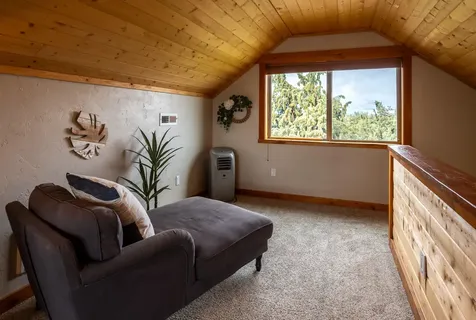 18598 SW Mount Adams Loop Powell Butte OR 97753