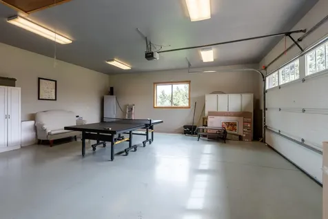 18598 SW Mount Adams Loop Powell Butte OR 97753