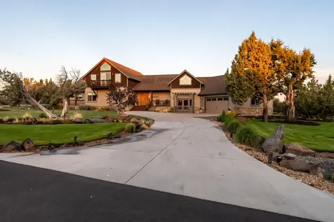 18598 SW Mount Adams Loop Powell Butte OR 97753