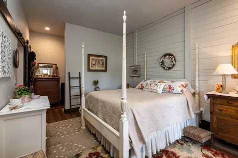 18598 SW Mount Adams Loop Powell Butte OR 97753