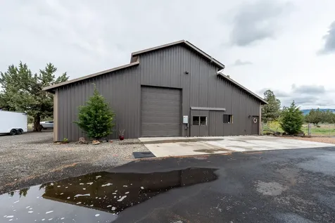 18598 SW Mount Adams Loop Powell Butte OR 97753