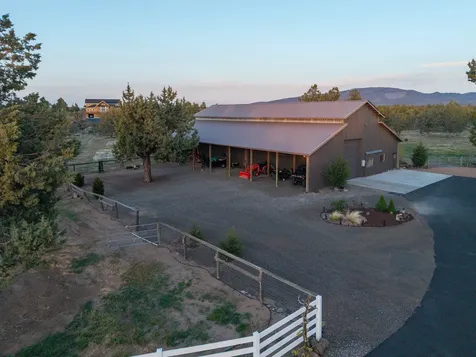 18598 SW Mount Adams Loop Powell Butte OR 97753