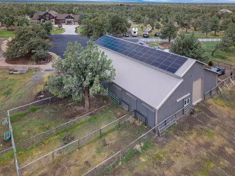 18598 SW Mount Adams Loop Powell Butte OR 97753