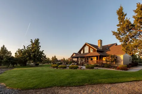 18598 SW Mount Adams Loop Powell Butte OR 97753