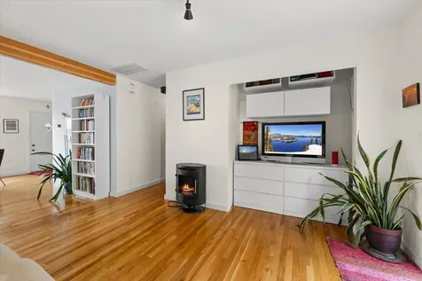 1840 Crestview Drive Ashland OR 97520