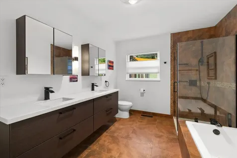 1840 Crestview Drive Ashland OR 97520