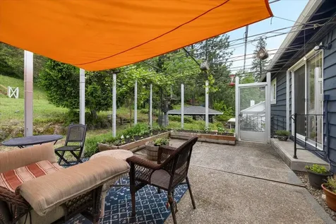 1840 Crestview Drive Ashland OR 97520