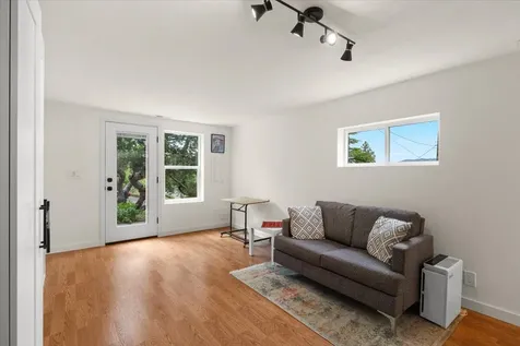 1840 Crestview Drive Ashland OR 97520