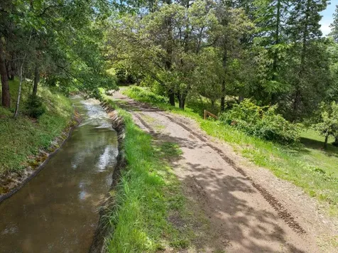 1840 Crestview Drive Ashland OR 97520