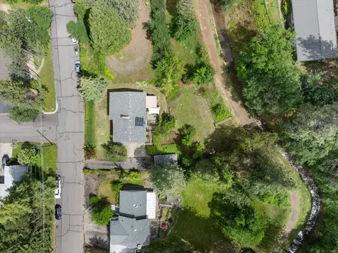 1840 Crestview Drive Ashland OR 97520