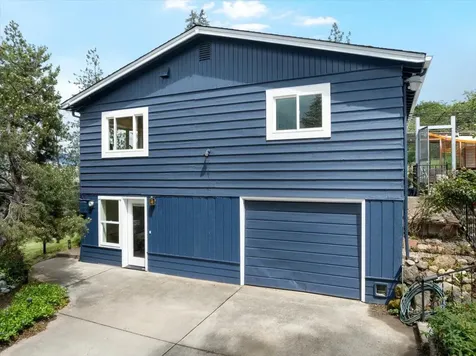 1840 Crestview Drive Ashland OR 97520