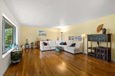 1840 Crestview Drive Ashland OR 97520