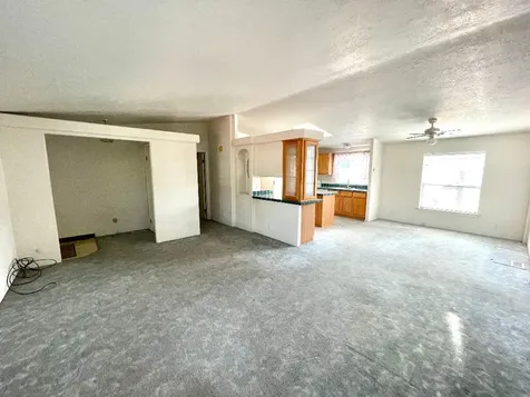 208 SE 9th Street Madras OR 97741