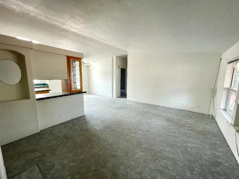 208 SE 9th Street Madras OR 97741