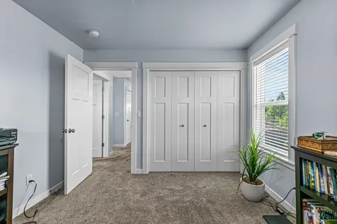 1585 Palermo Street Medford OR 97504