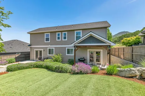 1585 Palermo Street Medford OR 97504