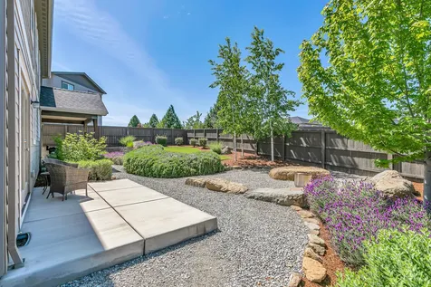1585 Palermo Street Medford OR 97504