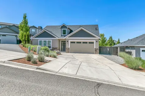 1585 Palermo Street Medford OR 97504