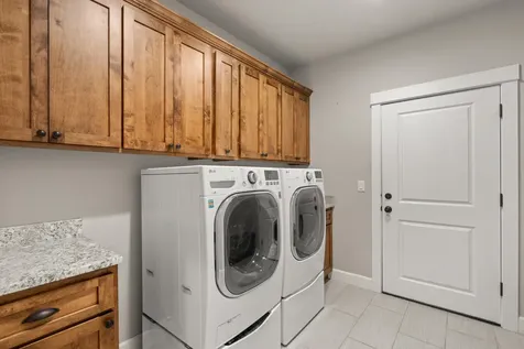 2023 Jeremy Street Central Point OR 97502