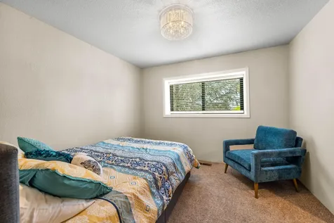 809 NE Oregon Avenue Grants Pass OR 97526