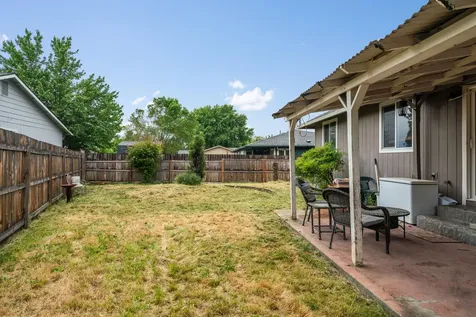 256 Tierra Circle Eagle Point OR 97524