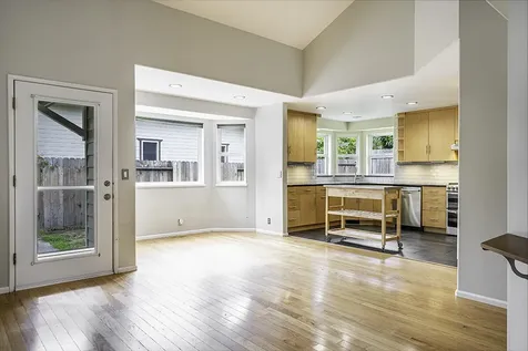 758 Capella Circle Ashland OR 97520