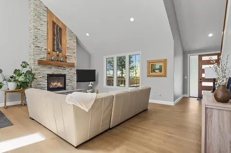 19533 River Woods Drive Bend OR 97702