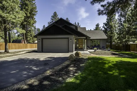 19533 River Woods Drive Bend OR 97702