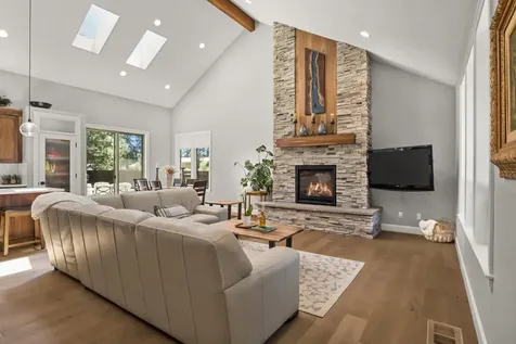 19533 River Woods Drive Bend OR 97702