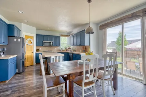 964 SW 25th Lane Redmond OR 97756
