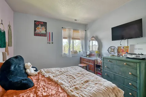 964 SW 25th Lane Redmond OR 97756