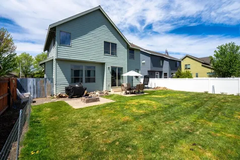 964 SW 25th Lane Redmond OR 97756