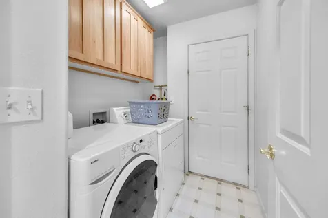 230 Village Park Drive Ashland OR 97520