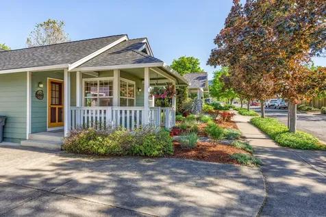 230 Village Park Drive Ashland OR 97520