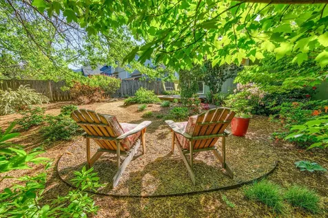 230 Village Park Drive Ashland OR 97520